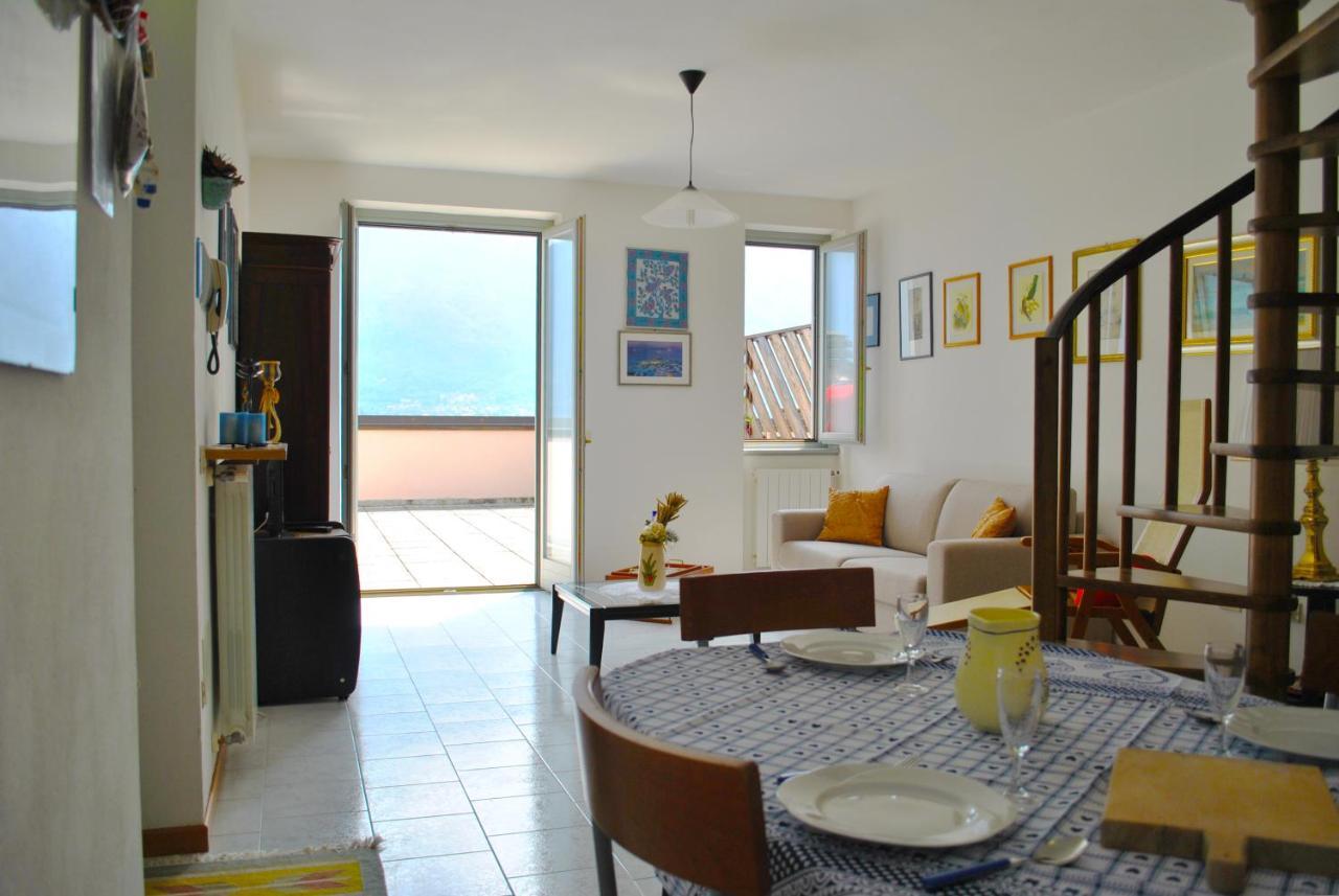 Appartement Loft With Big Terrace Lake View à Sala Comacina Extérieur photo